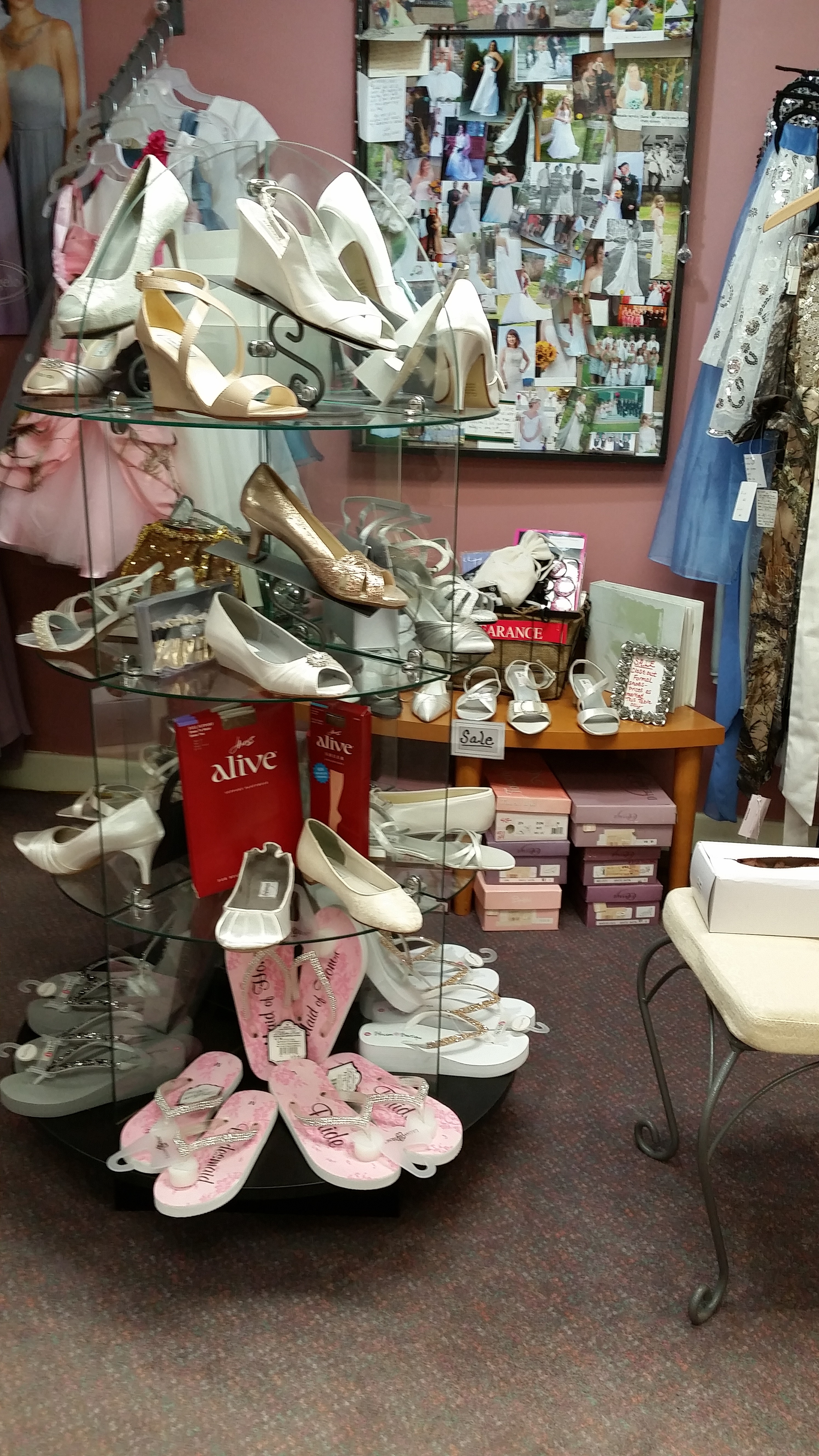 grocery, general store, sporting goods and hunting, bridal, feeds and grains,  Windsor, ME